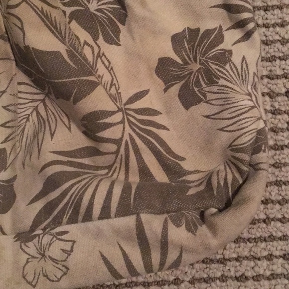 Billabong floral purse - Picture 2 of 6